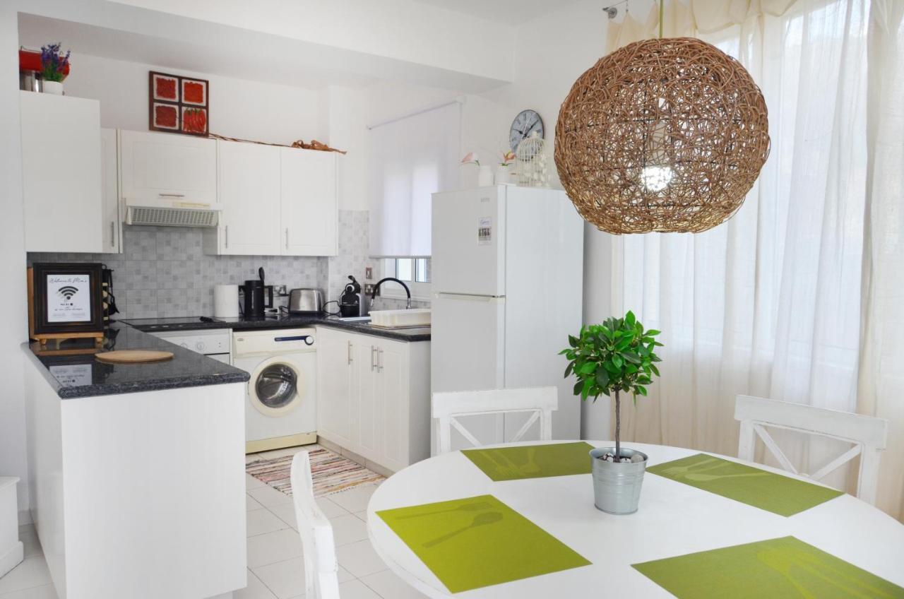 Mia'S Cove Apartment Пафос Екстериор снимка