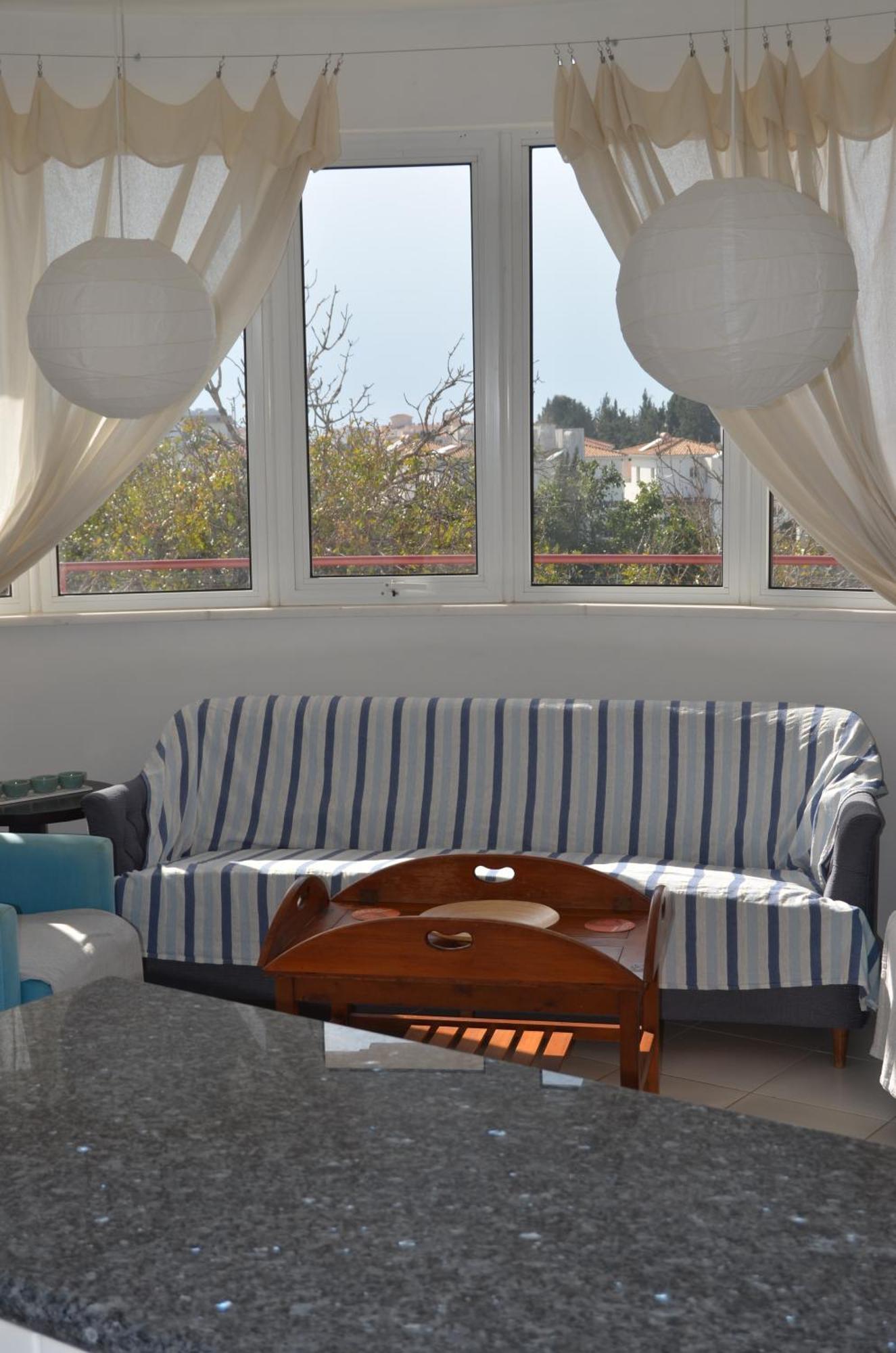 Mia'S Cove Apartment Пафос Екстериор снимка